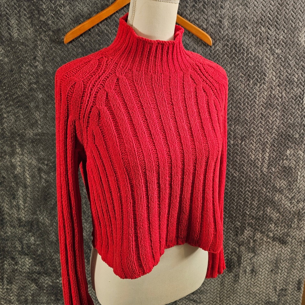 American Eagle‎ Red Ribbed Mock Neck Cropped Snow Soft Sweater Extra Small